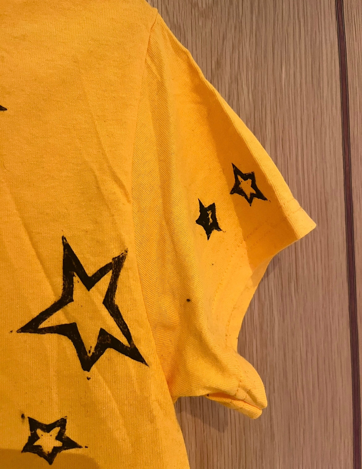 Crow Yellow Unisex T-Shirt — Variant 1 (More Stars)